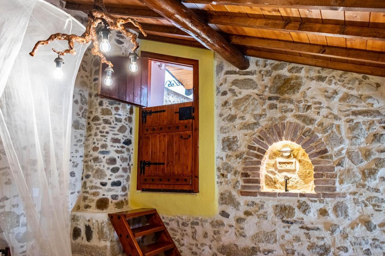 Traditional Mansion Hébergement de vacances Kalathenai