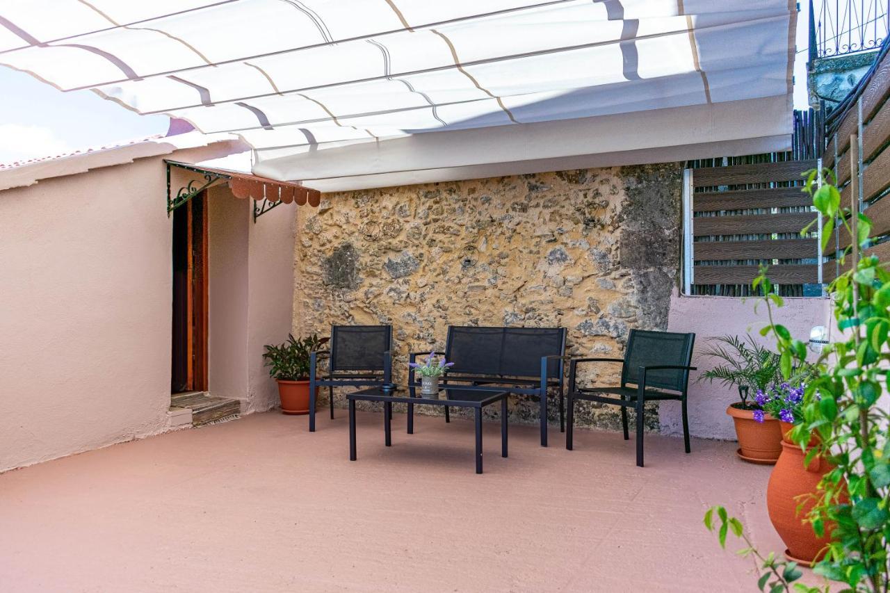 Traditional Mansion * Kalathenai